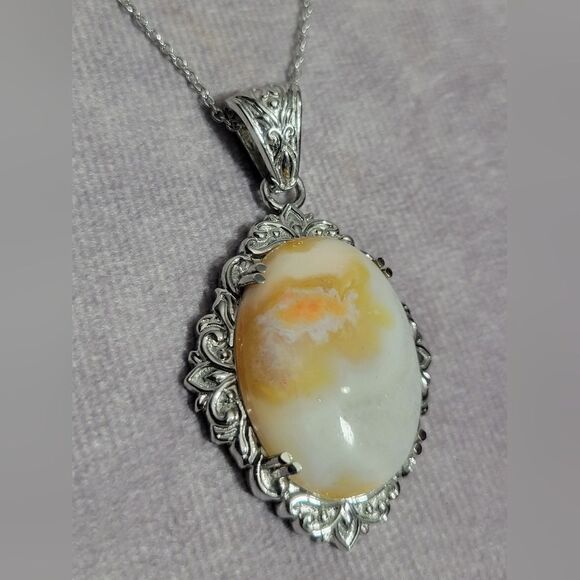 Crazy Lace Agate Pendant Necklace - Picture 7 of 14